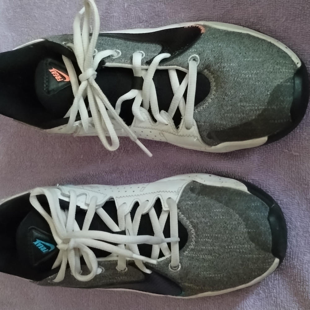 Nike Freak Shoes